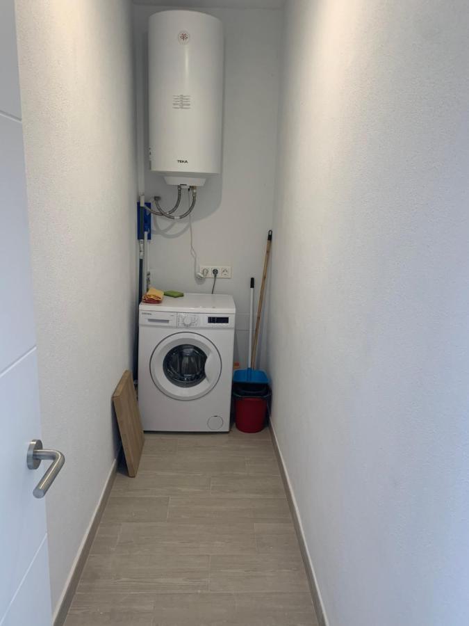 A Casa Vermella Con Jardin A 10 Minutos De Santiago De Compostela Lägenhet Ortono Exteriör bild